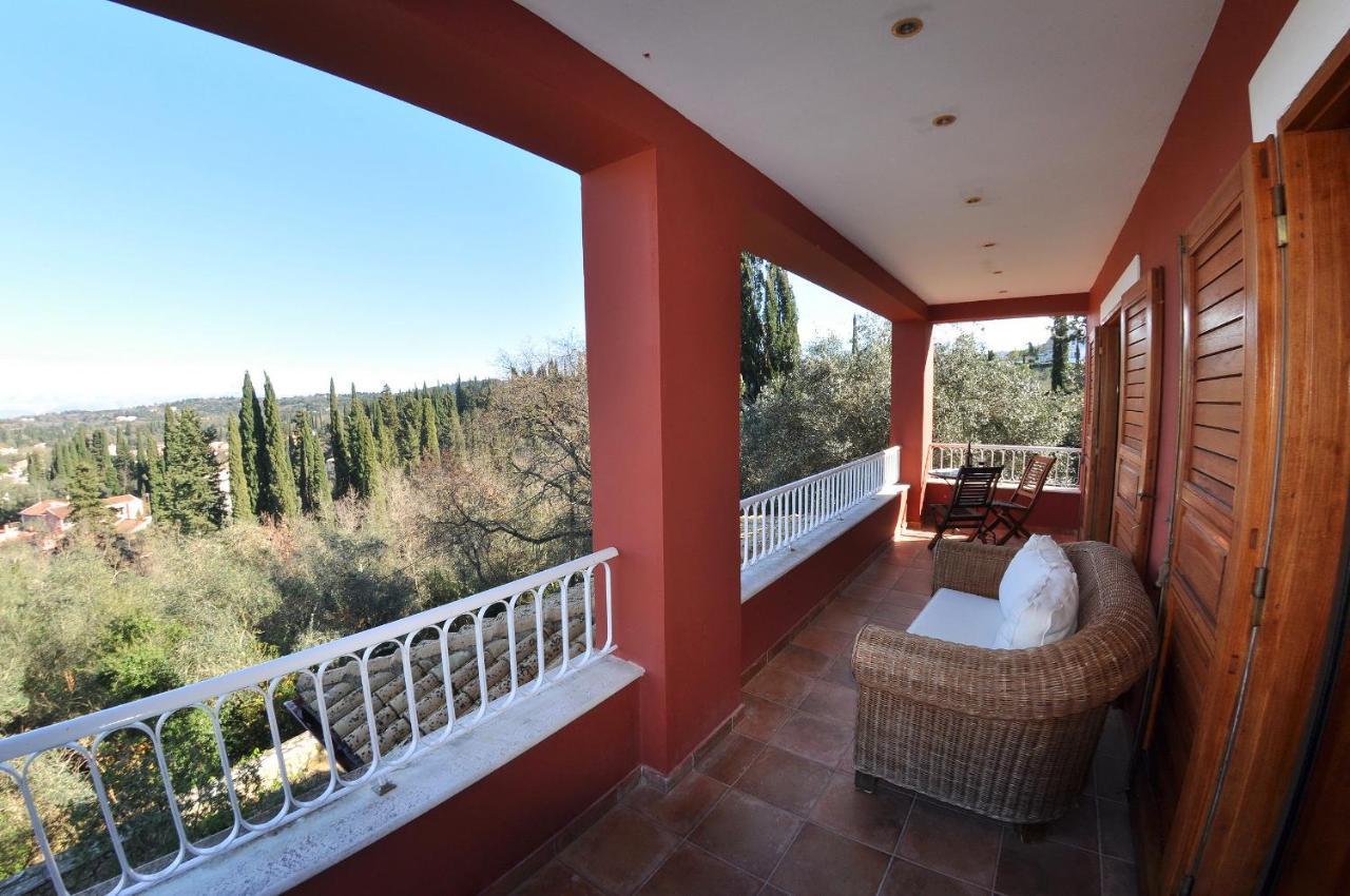 Postatiko Holiday Home Central Corfu Kynopiastai Bagian luar foto